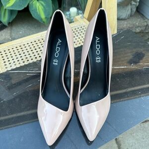 ALDO Heels Blush Color Pointed Toe Faux Leather.Size 7.5